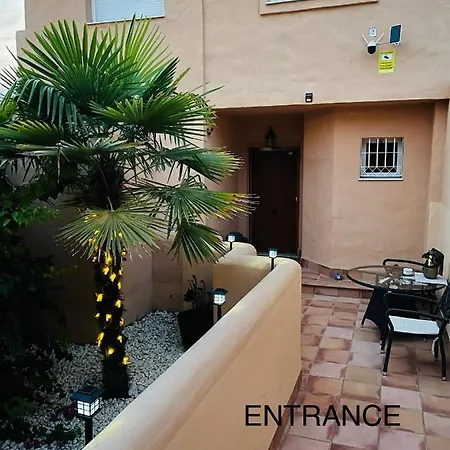 Deluxe In Royal Cabopino Townhouse Pansiyon Marbella