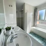 Deluxe In Royal Cabopino Townhouse Homestay *