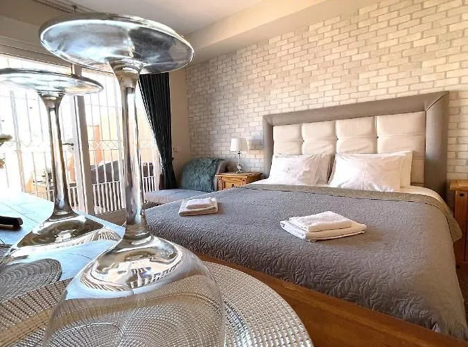 Проживання в сім'ї Deluxe In Royal Cabopino Townhouse Марбелья