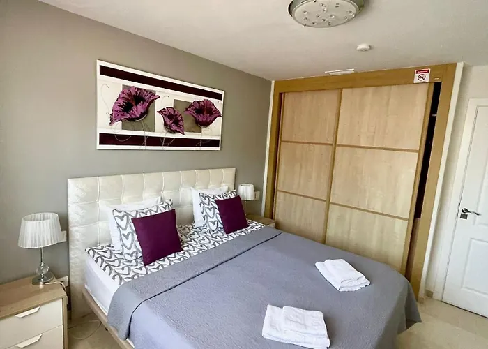 Deluxe In Royal Cabopino Townhouse *