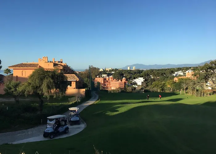 Deluxe In Royal Cabopino Townhouse Habitación en casa particular *