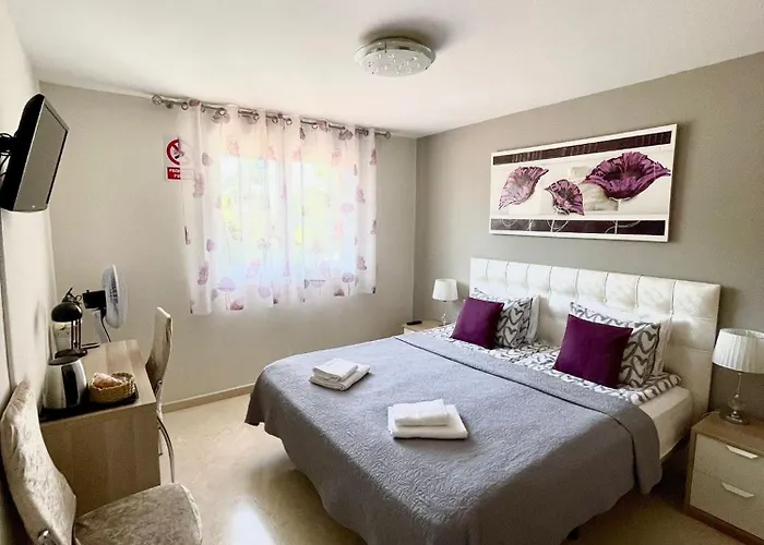 Habitación en casa particular Deluxe In Royal Cabopino Townhouse Marbella