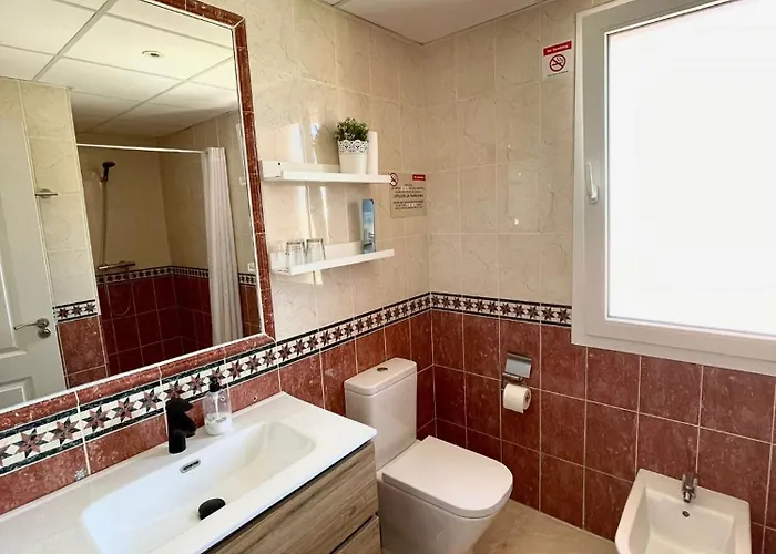 Deluxe In Royal Cabopino Townhouse Habitación en casa particular Marbella